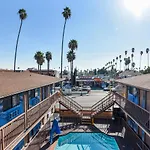 Hollywood Inn Express North
